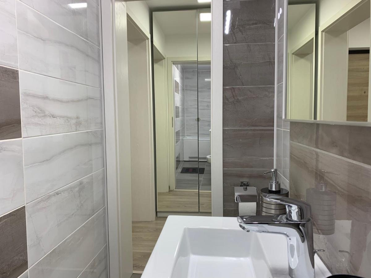 Mery Apartment Galaţi Εξωτερικό φωτογραφία